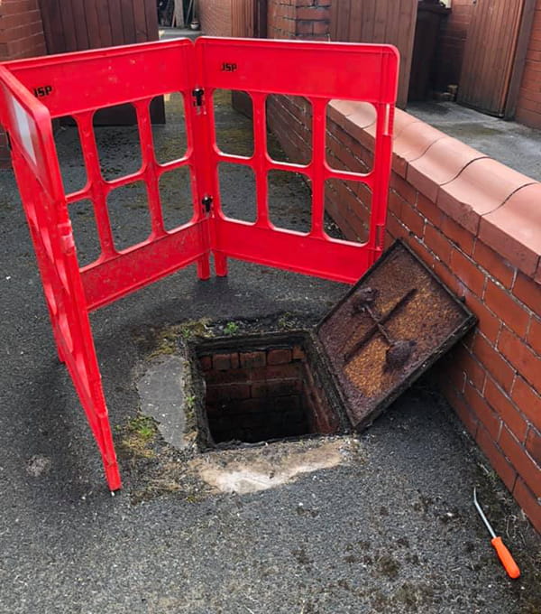 Drain-cleaning-Manchester Drain-cleaning-Manchester.jpg